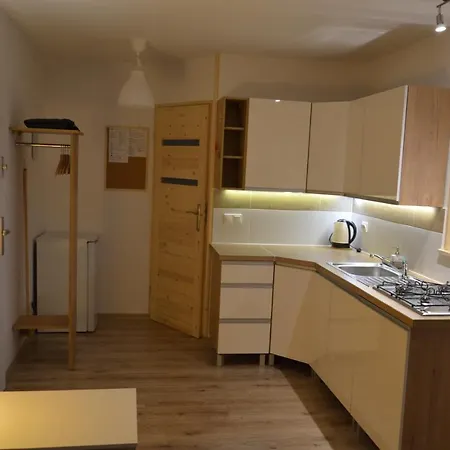 Letnia Przystan Lodge