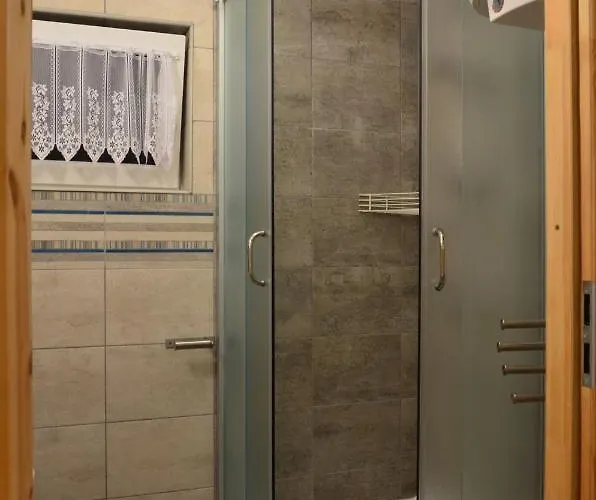 Jaktstuga Letnia Przystan Rusinowo (Slawno)